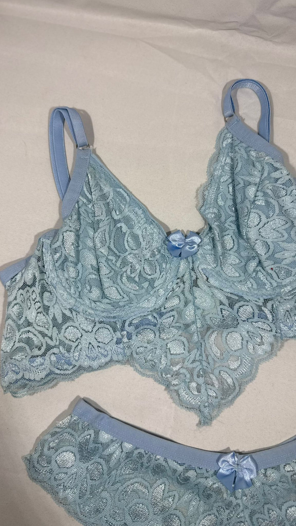 Conjunto Con Aro Alicia