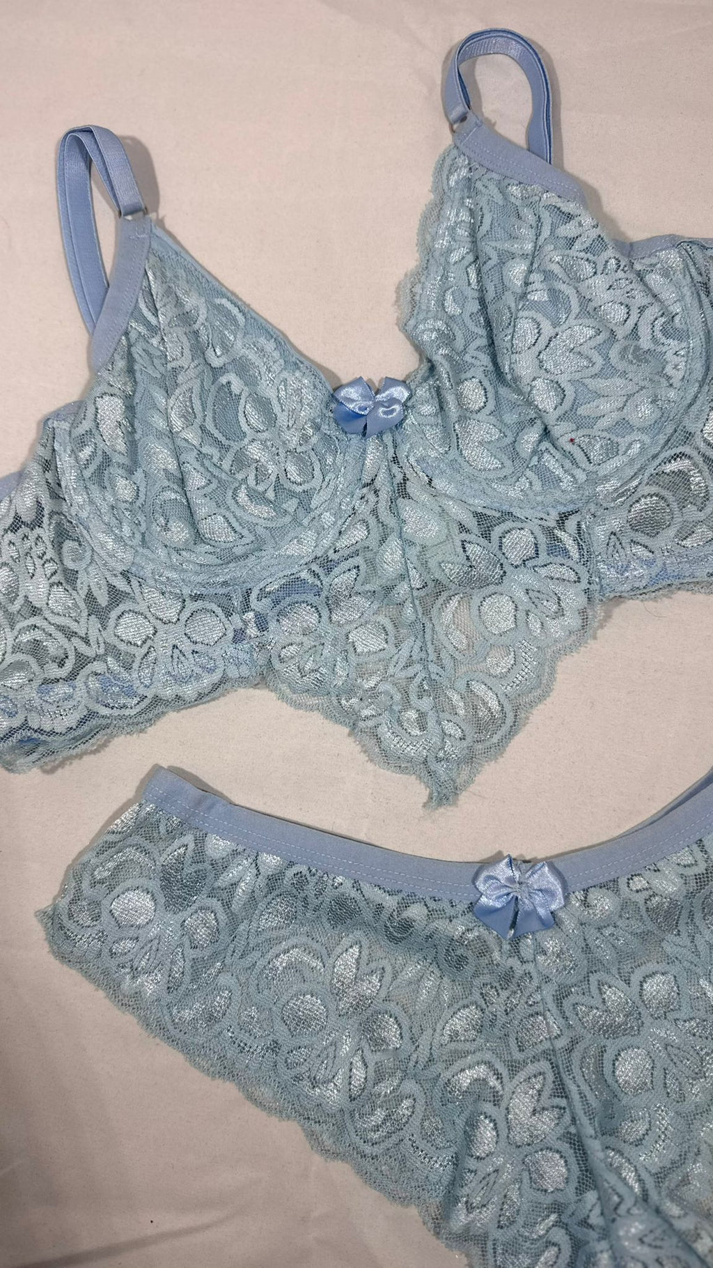 Conjunto Con Aro Alicia